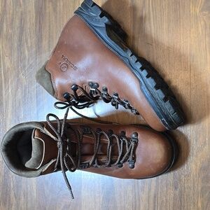 Scarpa Women's Leather Hiking Boots - Brown